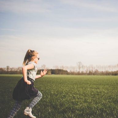 Vuelve a correr como una niña gracias Monica H. Rosety Masajes TNDR